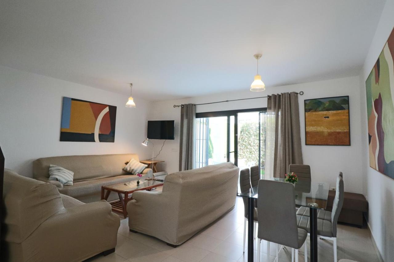 Апартаменты Exclusivo Adosado En Punta Coral Эль-Ромпидо Экстерьер фото